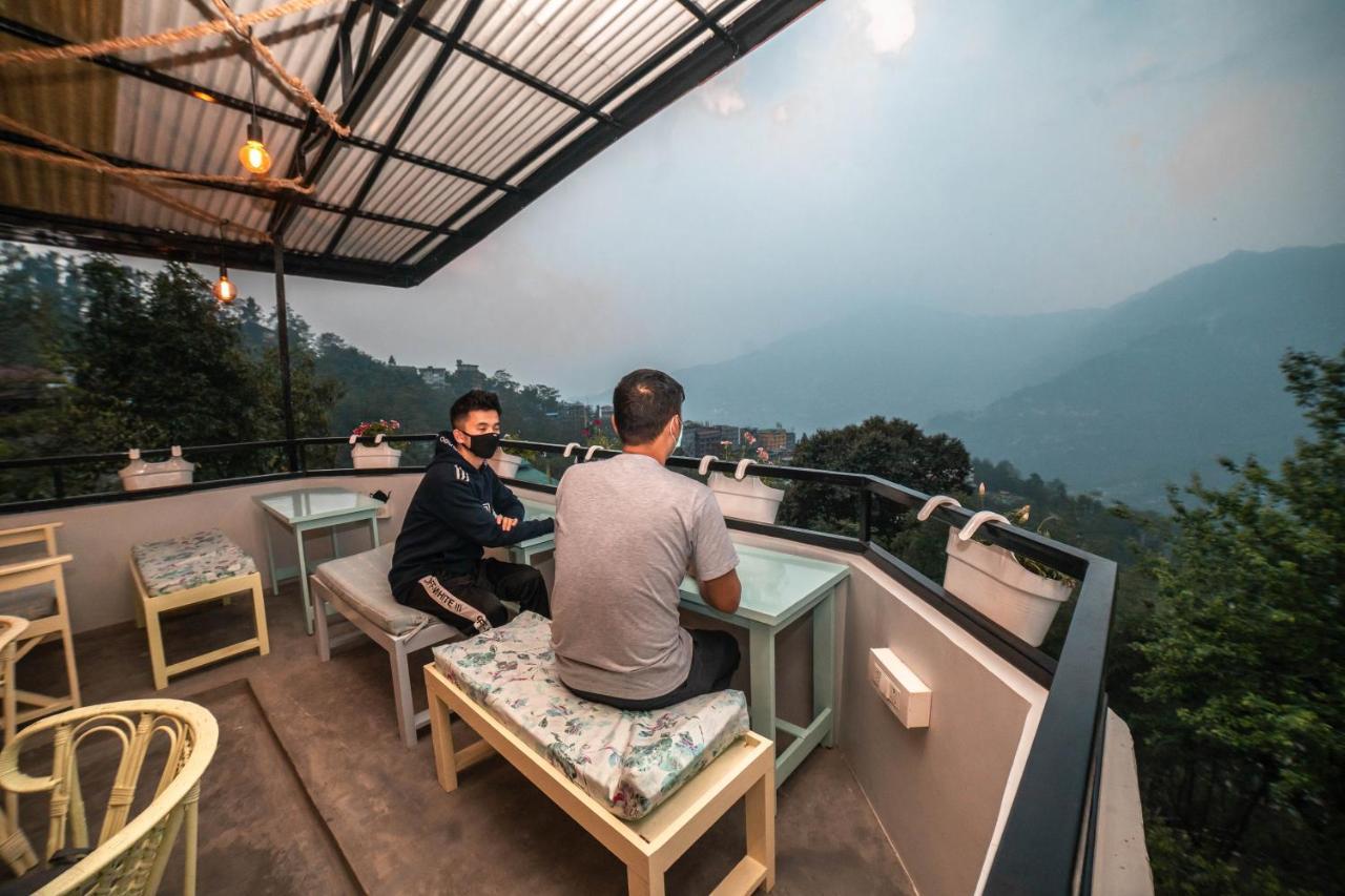 Tag Along 2 0 Hostel Gangtok Zewnętrze zdjęcie