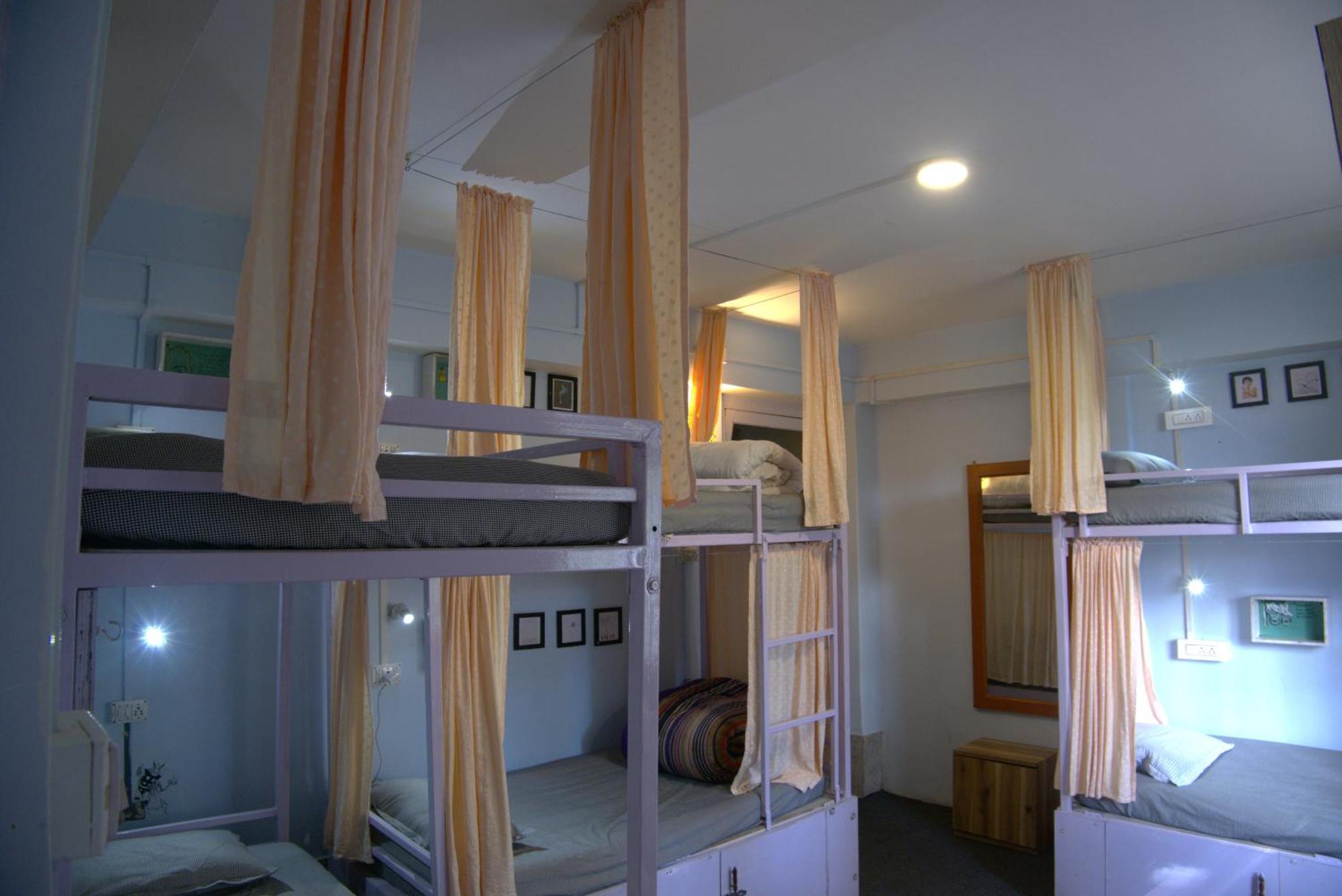 Tag Along 2 0 Hostel Gangtok Zewnętrze zdjęcie